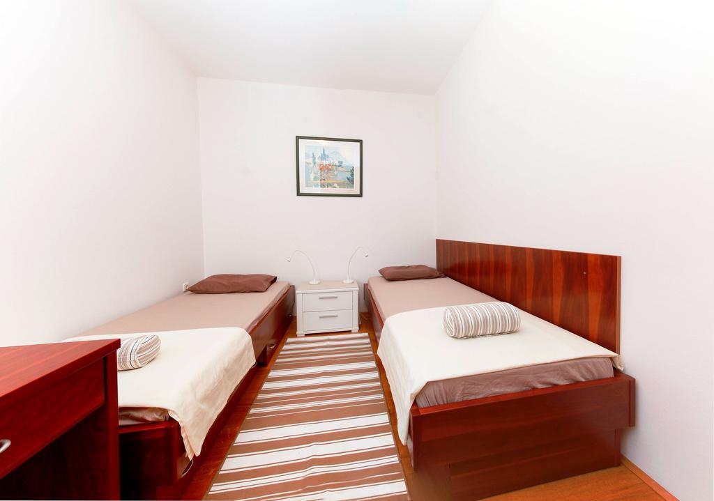 Apartman Lavanda Кали Екстериор снимка